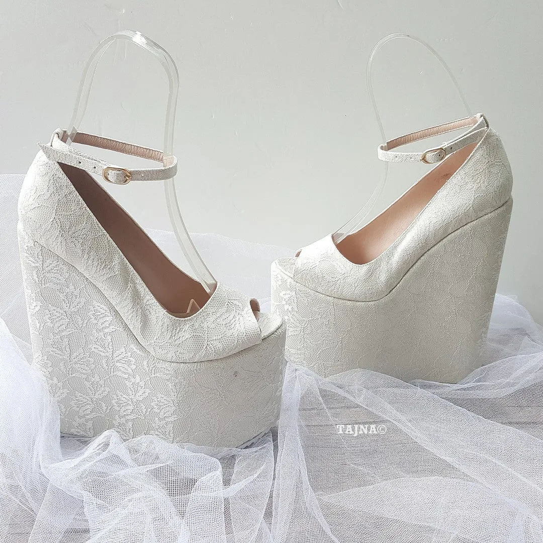 Bridal Collection Peep Toe 21 cm Platform Wedge Shoes