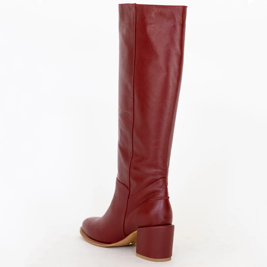 Cleo knee-high block heel boots in red leather women's shoe