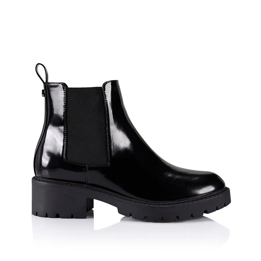 Jaya Chelsea Gusset Boots - Black