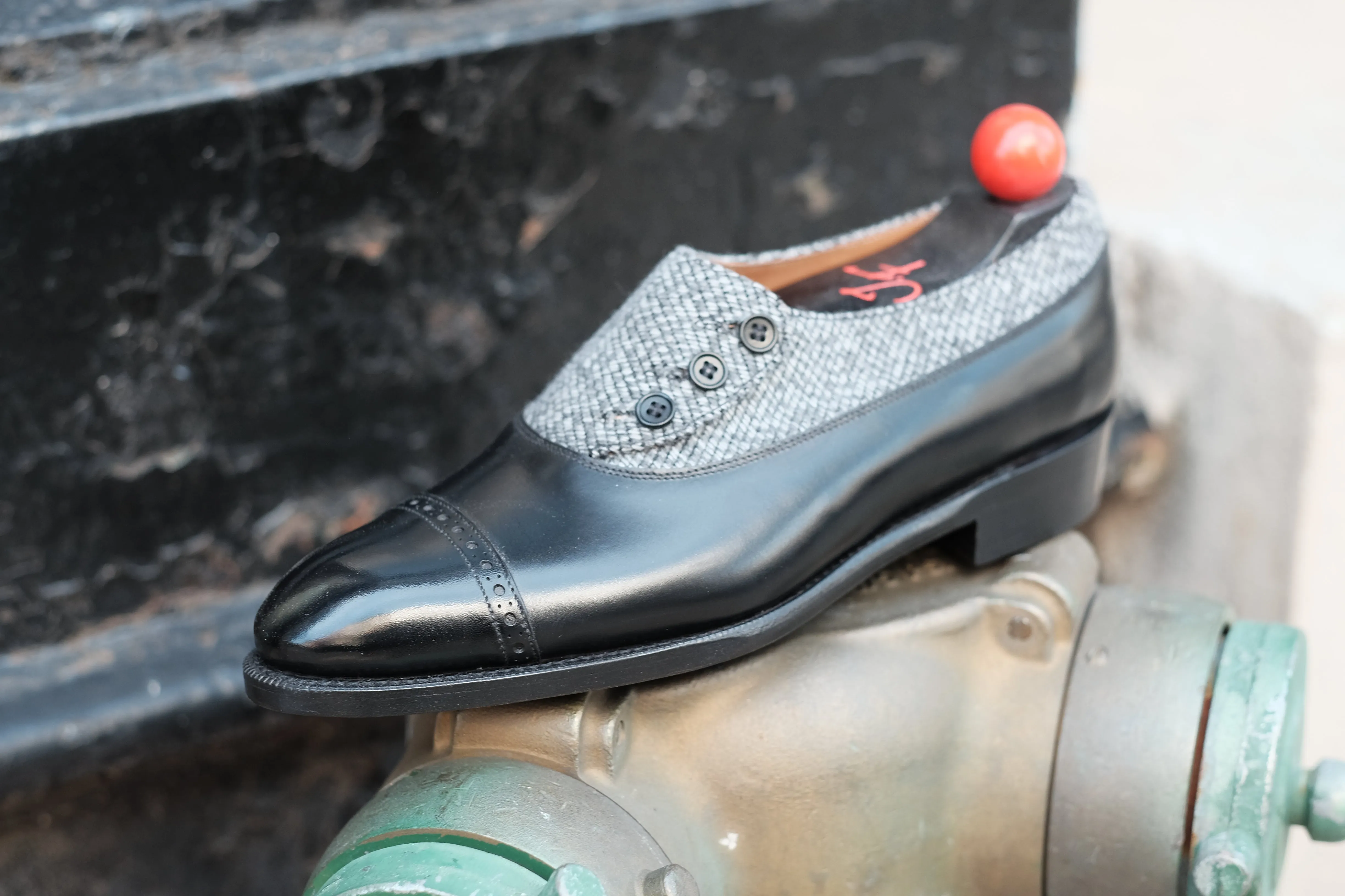 Optimized Title: Kingston MTO Black Calf Leather Shoes with Grey Poulsbo Detailing - NGT Last - Single Leather Sole