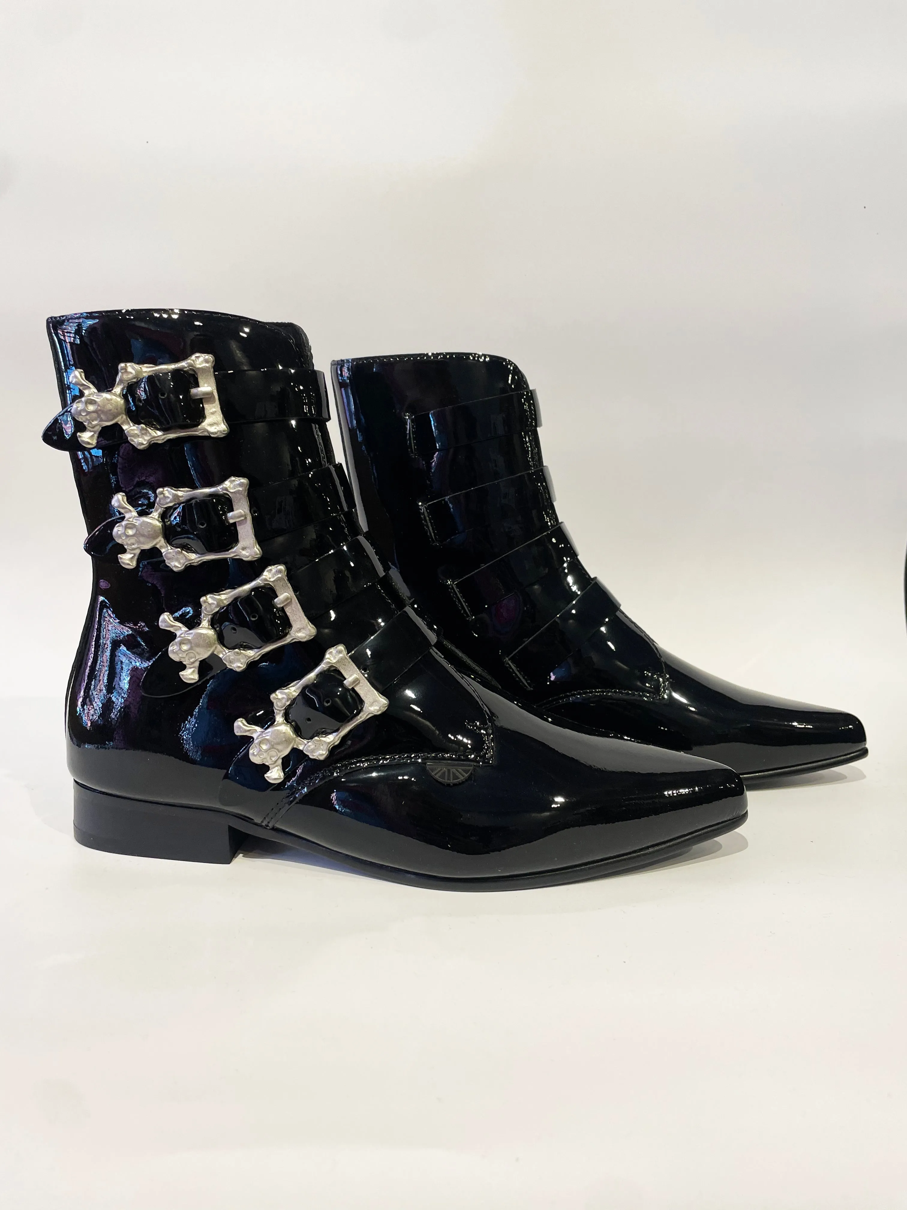 PECK BLACK PATENT LEATHER BOOTS W/ SKULL BUCKLES