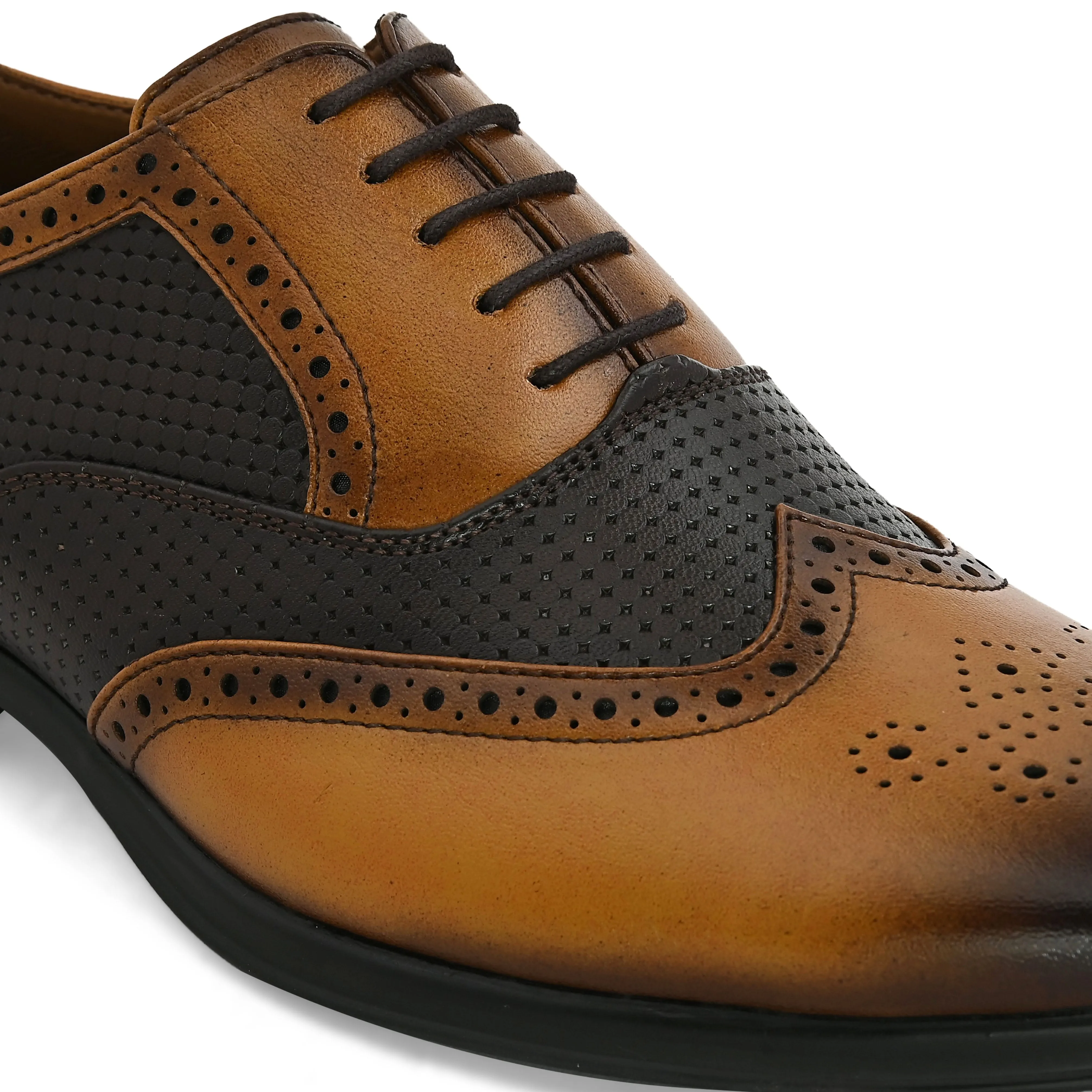 Prague Tan Brogues